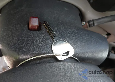 1999 Chevrolet S-10 Ls из США, поврежденный, VIN 1GCCS1948X8150811